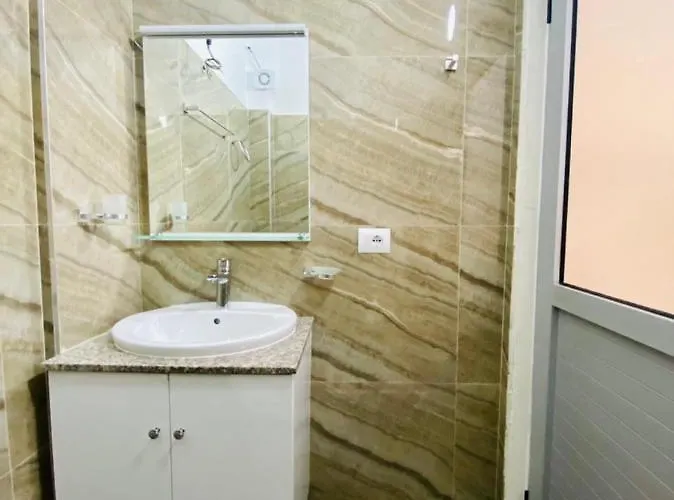 Bunec Seascape Hotel *