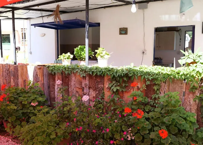 Bunec Seascape Hotel *