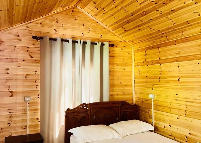 Bunec Seascape Hotel *