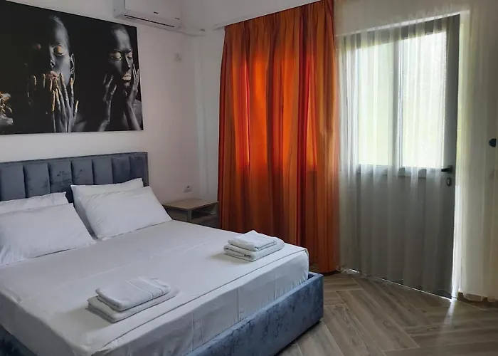 Bunec Seascape Hotel *