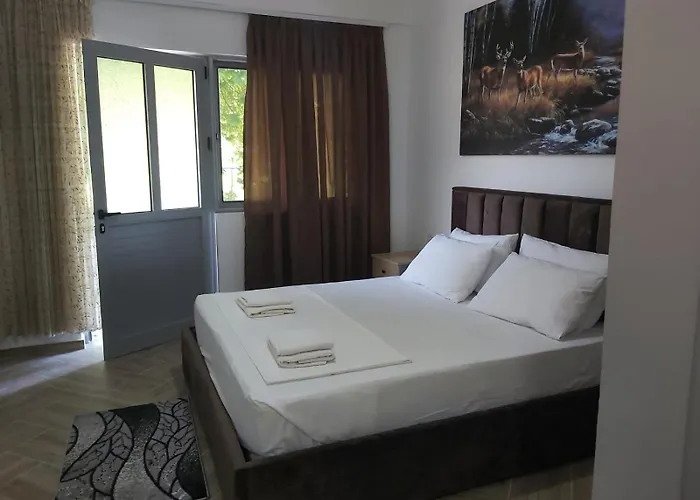 Hotel Bunec Seascape Piqeras