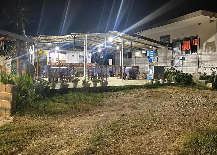 Bunec Seascape Hotel Piqeras